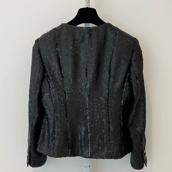 CHANEL 23C RESORT RUNWAY BLACK SEQUINS JACKET SIZE FR 38 / US 6 NWOTS! - Picture 10 of 17